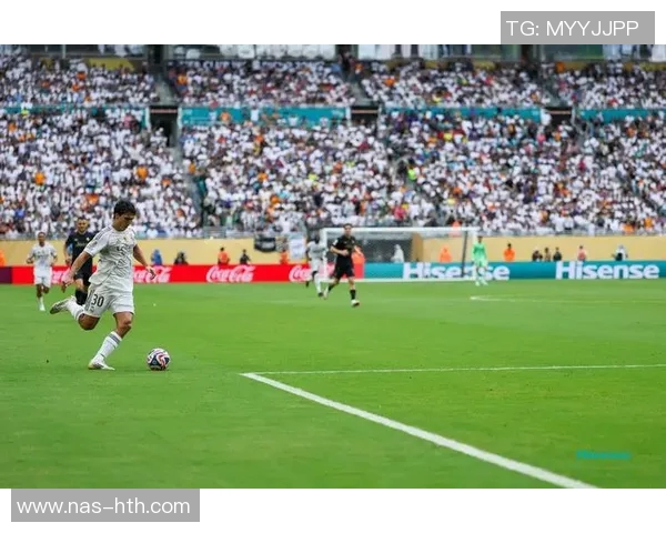 TA:皇马对阿诺德的伤势感到担忧;卡马文加的情况并不严重 TA:皇马对阿诺德的伤势感到担忧;卡马文加的情况并不严重